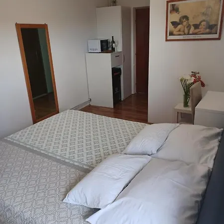 & Dolac Διαμέρισμα Χβαρ